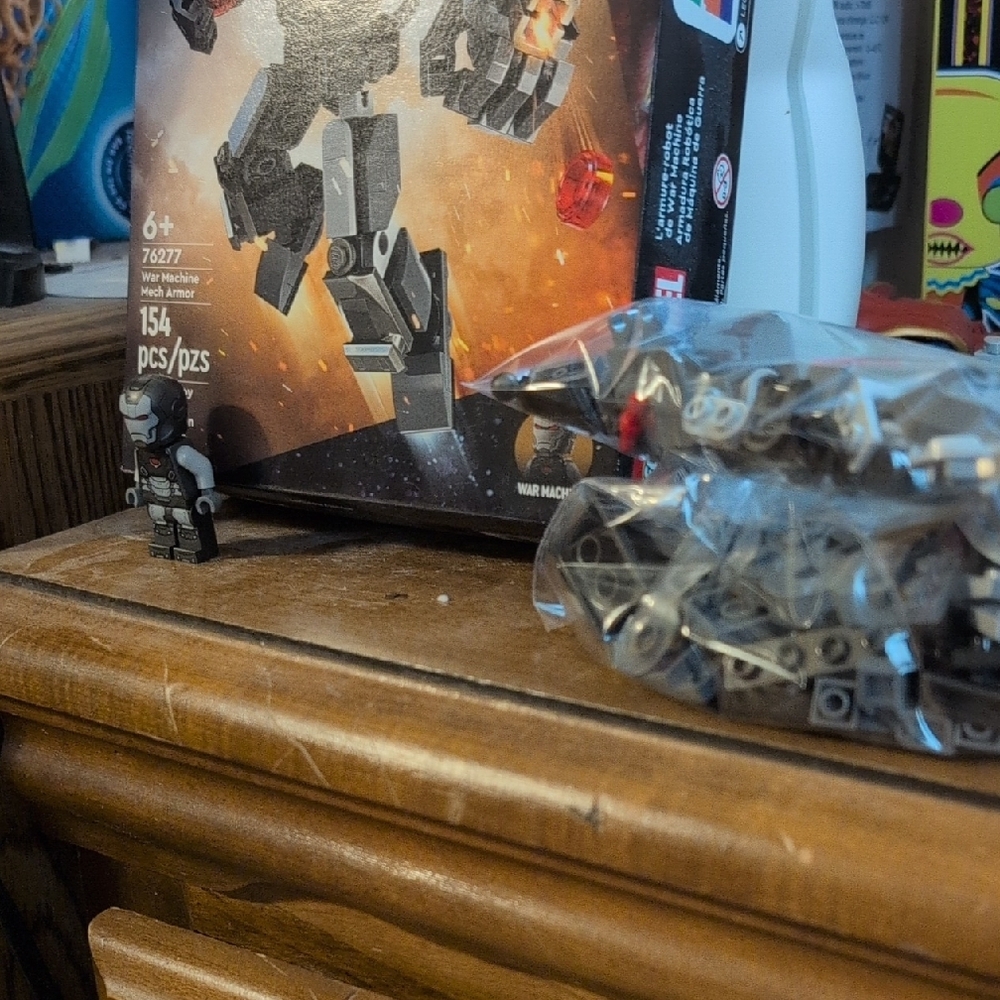 LEGO Marvel Mech Armor Set with Mini-Figure